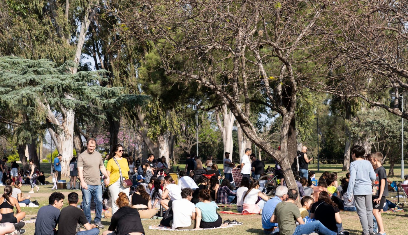 Cambia el pronóstico: se vienen tormentas y un domingo ventoso con baja temperatura | Rosario y la región