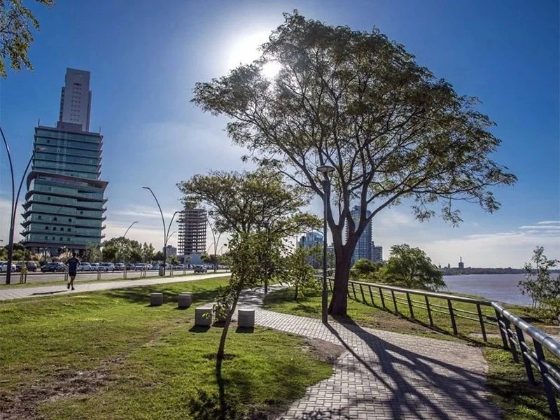 Tiempo en Rosario: sol a pleno, viento suave y temperaturas templadas | Rosario y la región