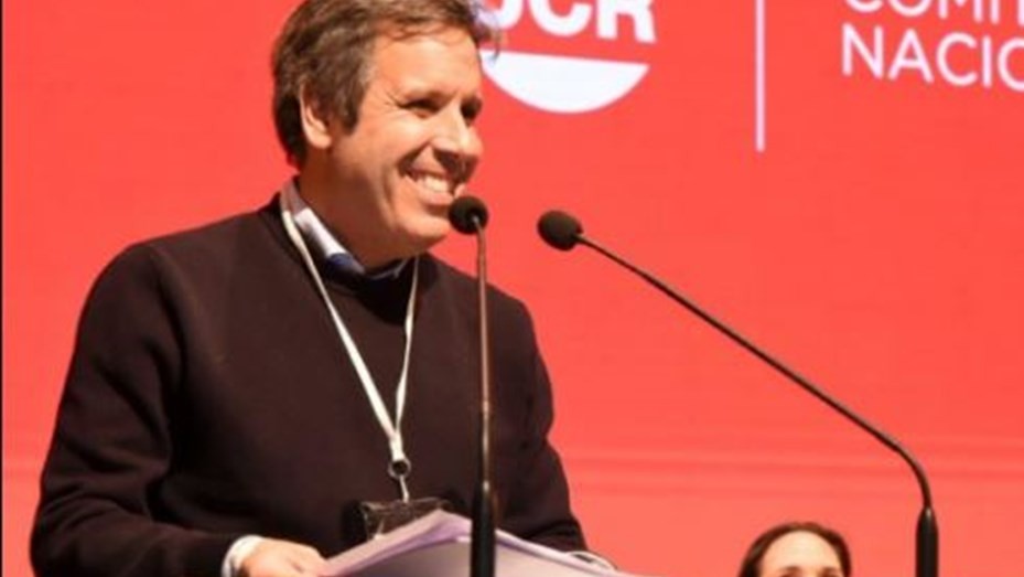 Facundo Manes cuestionó acuerdo del gobierno con el FMI y advirtió: “Hunden el barco y festejan los salvavidas” | Política