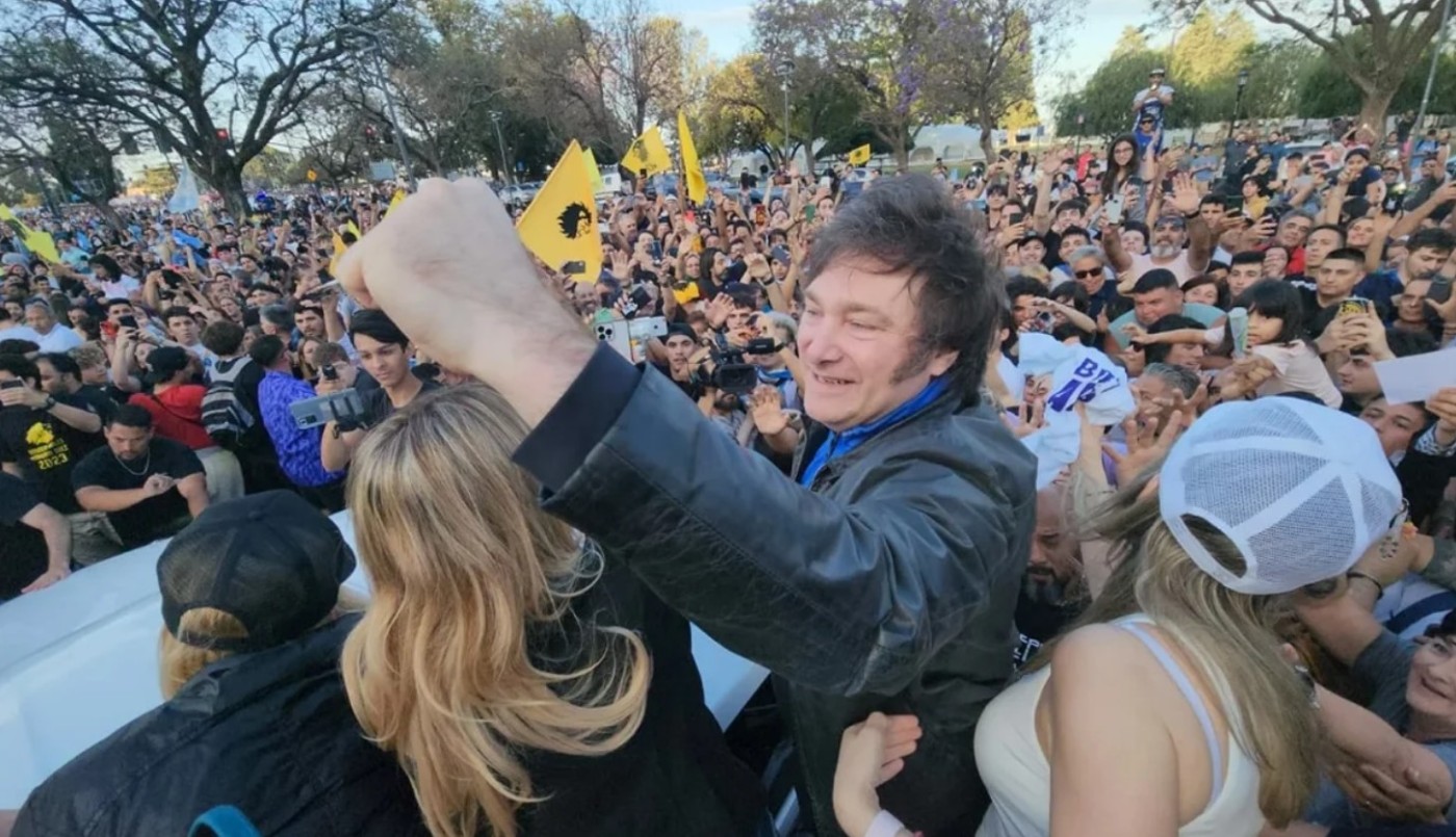 En plena tensión política, Javier Milei viaja a Entre Ríos y Santa Fe para respaldar a sus candidatos | Política y Economía