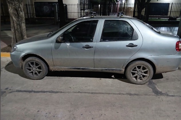 Intento de estafa a una estación de servicio: tres hombres quisieron usar una tarjeta robada y sin saldo | Rosario y la región