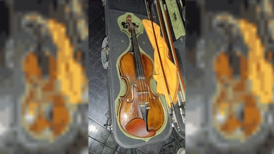 Recuperan el violín que le robaron a un músico en San Telmo: un detenido | Información General