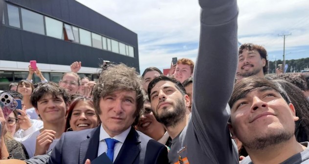 Milei recorre Chaco y Corrientes en búsqueda del protagonismo perdido | Política y Economía