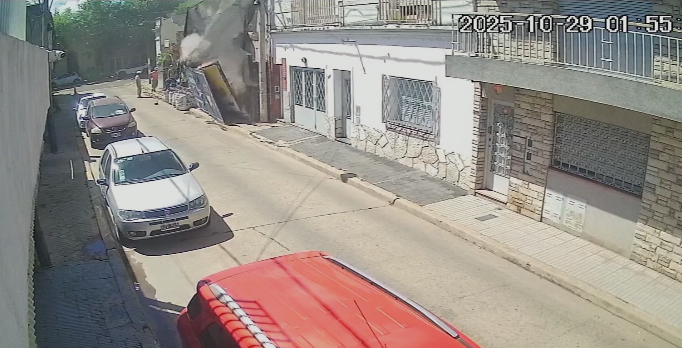 Una demolición controlada generó alarma en barrio Echesortu | Rosario y la región
