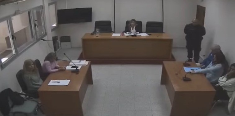 Fallo histórico: condenaron a un hombre por adulterar imágenes de mujeres con inteligencia artificial | Rosario y la región