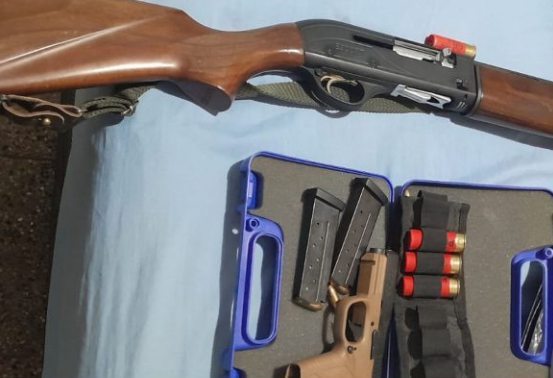 Violencia de género y arsenal incautado | Rosario y la región