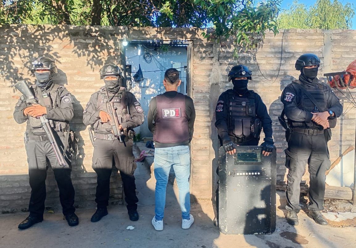 Tras múltiples allanamientos detienen a un joven acusado de homicidio | Rosario y la región