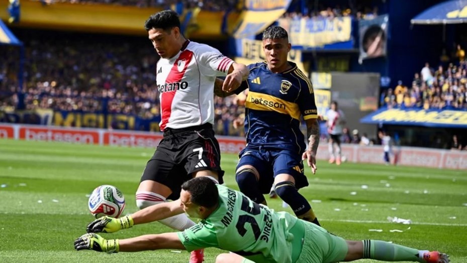 Maxi Salas le pidió disculpas a los hinchas de River tras la derrota ante Boca: "Vamos a salir adelante" | Deportes