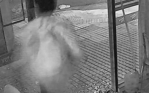 Rompieron la puerta a patadas y robaron un bar en pleno centro | Rosario y la región