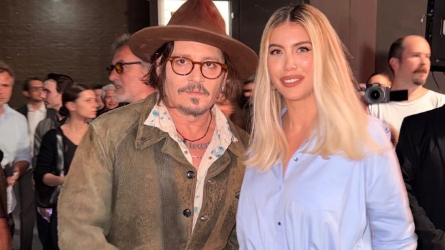 ¡Beso de Hollywood en Telefe!: Wanda Nara se encontró con Johnny Depp en los estudios | Espectáculos