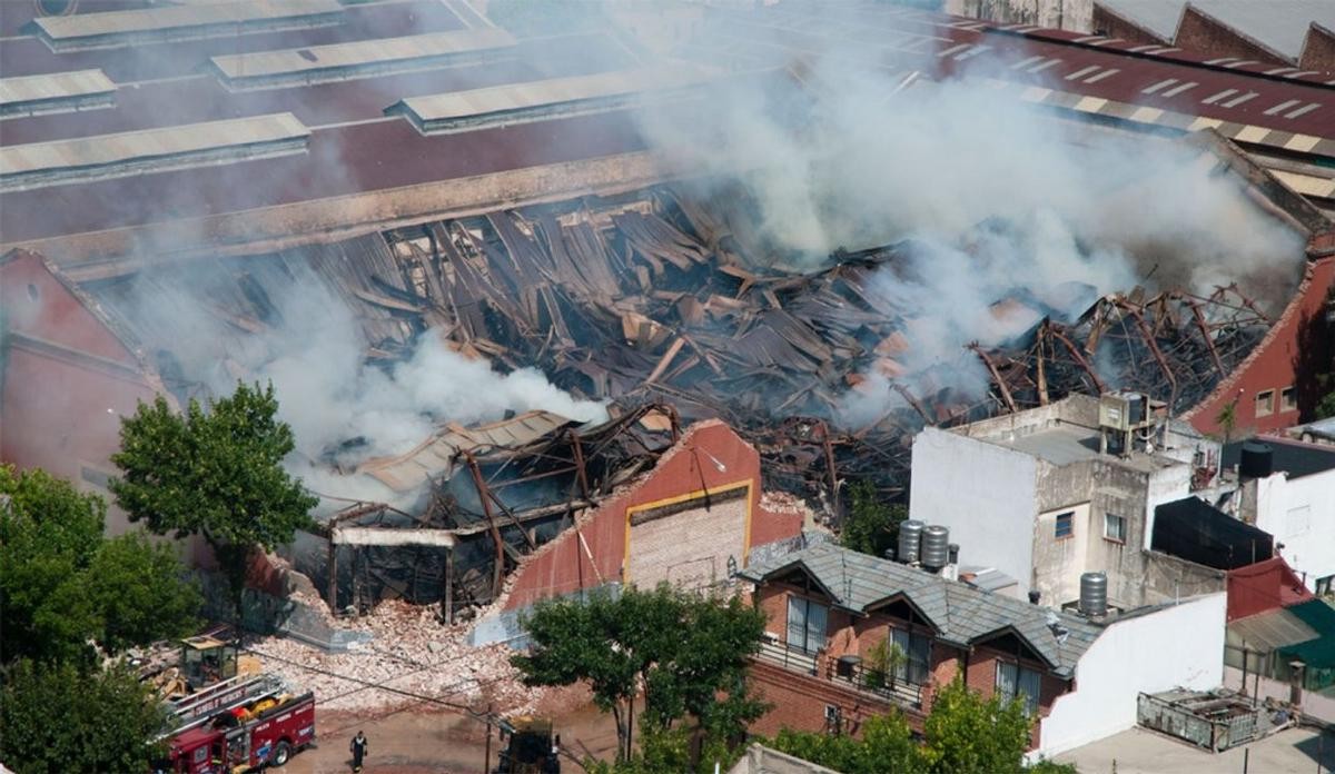 Explosión en Ezeiza: confirman que Iron Mountain tiene fuego activo | Información General