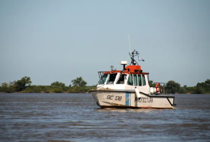 Hallaron un cuerpo flotando en el Río Paraná a la altura del kilómetro 438 | Rosario y la región