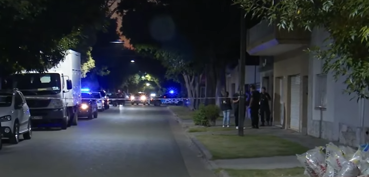 Homicidio en la zona oeste: un hombre murió tras ser apuñalado en plena vía pública | Rosario y la región
