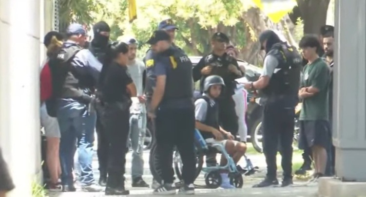 Amplio operativo policial en el Heca: le dieron el alta médica a Dylan Cantero y lo detuvieron | Rosario y la región