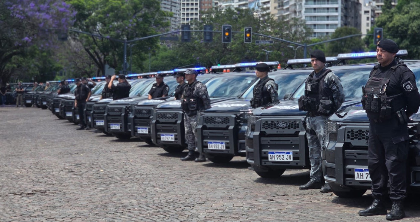 Provincia entregó 72 nuevas patrullas policiales para reforzar la seguridad en Rosario | Rosario y la región