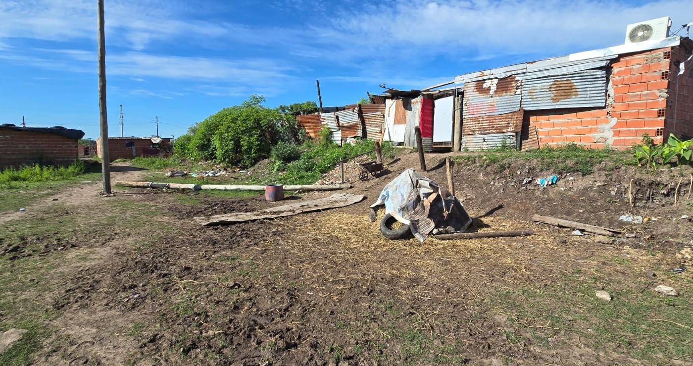 Triple crimen en barrio Las Flores: tres muertos y un herido de bala | Rosario y la región