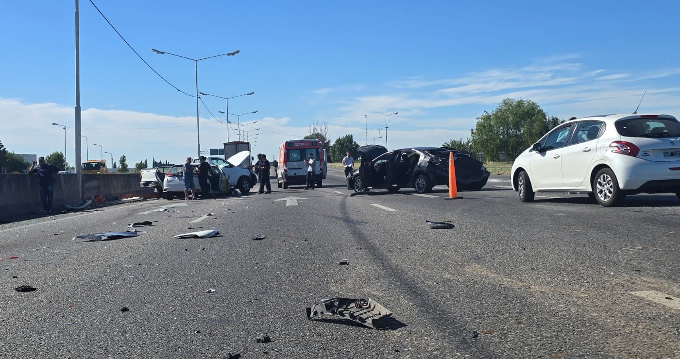 Choque múltiple en Circunvalación y Presidente Perón | Rosario y la región