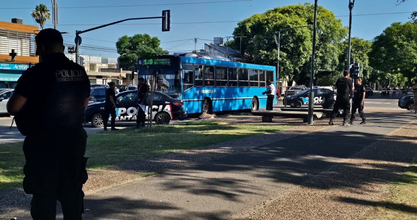 Un joven murió tras ser embestido por un colectivo en Oroño y Nuestra Señora del Rosario | Rosario y la región