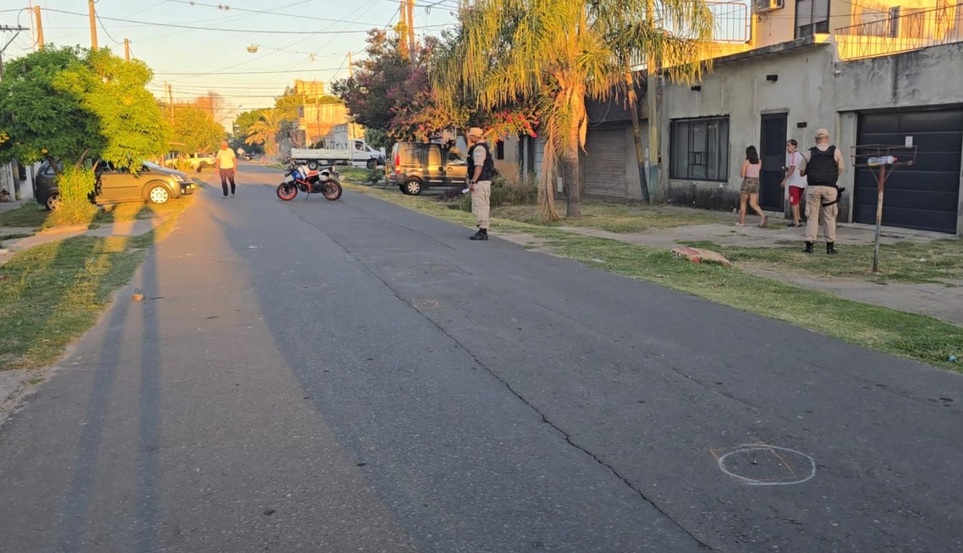 Balacera contra una vivienda en la zona sur: al menos diez disparos y amenazas previas | Rosario y la región