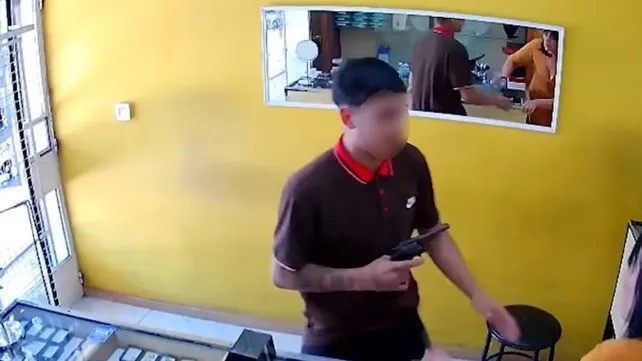 Detuvieron a un joven por el asalto a una joyería de barrio Belgrano | Rosario y la región