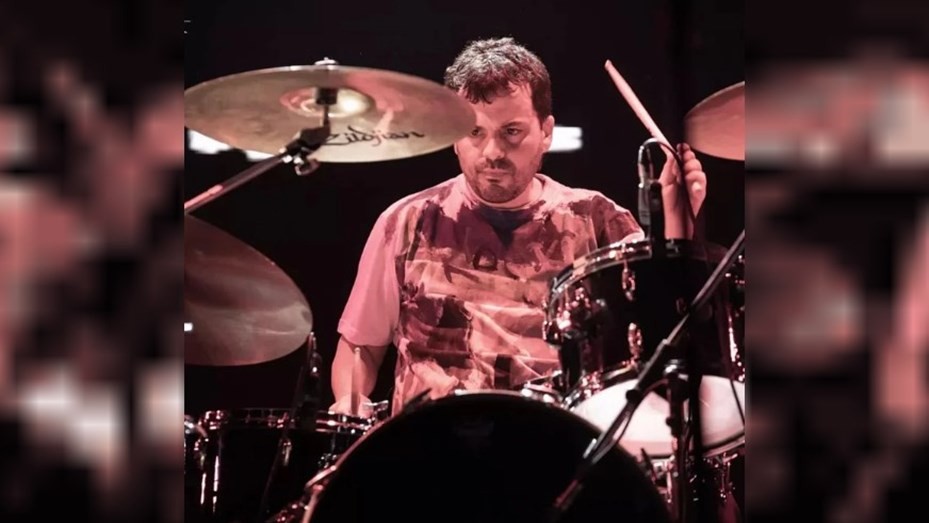 Baterista de Don Osvaldo provoca alarma en aeropuerto de Mendoza con amenaza de bomba | Información General