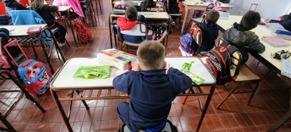 Santa Fe presentó su calendario escolar 2026 y proyectó un ciclo lectivo más largo de lo habitual | Información General