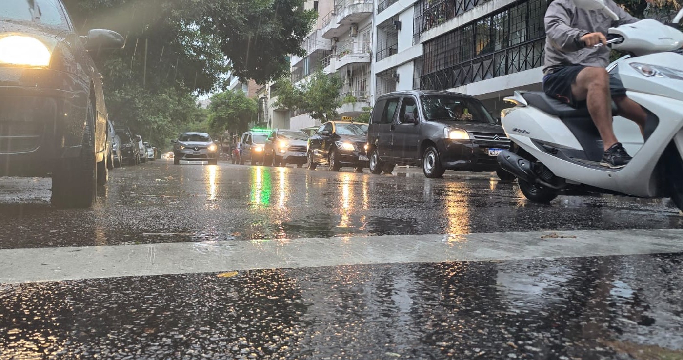 Rosario sin colectivos: La UTA se sumó al paro general de este jueves y no hay transporte en la ciudad | Rosario y la región