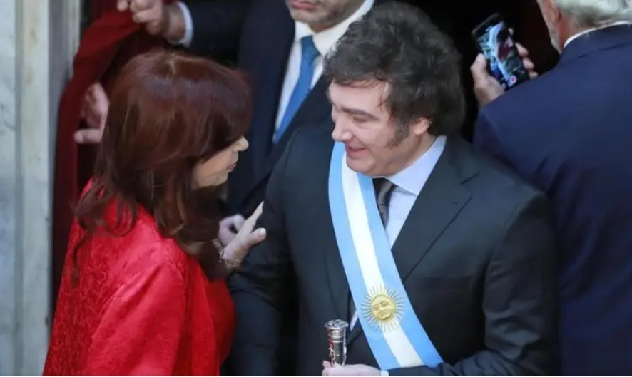 Javier Milei expresó su deseo de una “pronta recuperación” a Cristina Kirchner por su internación | Política y Economía