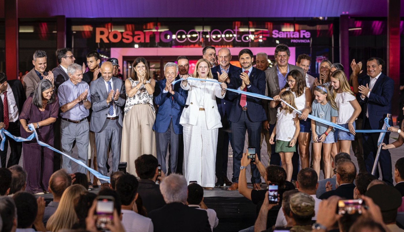 El nuevo aeropuerto de Rosario quedó inaugurado con un gran acto protocolar y artístico | Rosario y la región
