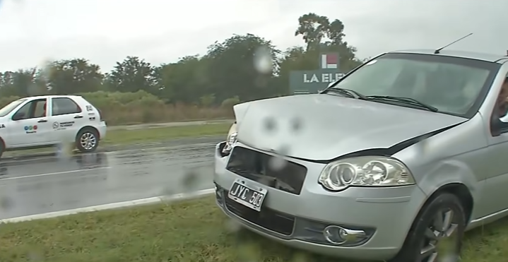 Choque en cadena en la autopista Rosario-Córdoba: cinco vehículos involucrados | Información General