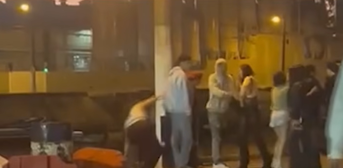 Escándalo en Victoria: una joven cayó al río tras una pelea | Información General