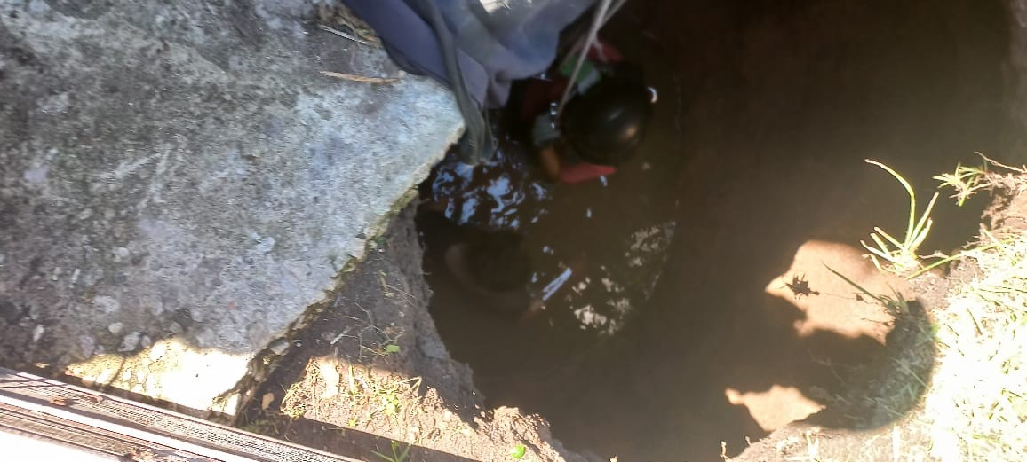 Rescataron a un hombre que cayó a un pozo en zona sur | Rosario y la región