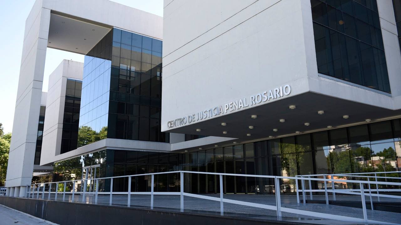 Prisión preventiva para el conductor que mató a dos jóvenes en zona sur | Rosario y la región