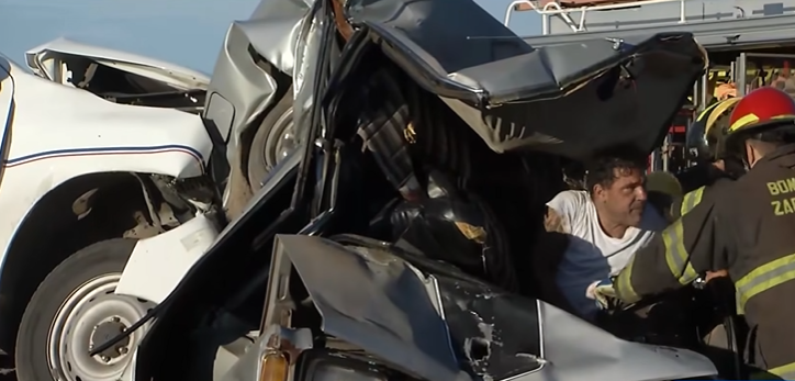 El conductor atrapado en el choque múltiple de la autopista ya recibió el alta | Información General