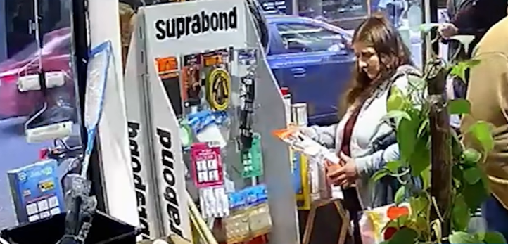 La mechera de la ferretería: robó una zapatilla eléctrica y quedó filmada | Rosario y la región