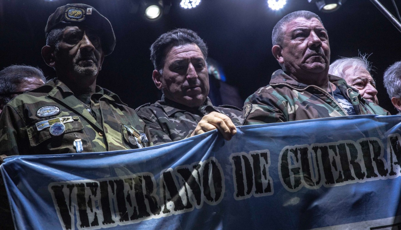 Vigilia por Malvinas: a 44 años de la guerra, el homenaje a los héroes en el Monumento a la Bandera | Rosario y la región