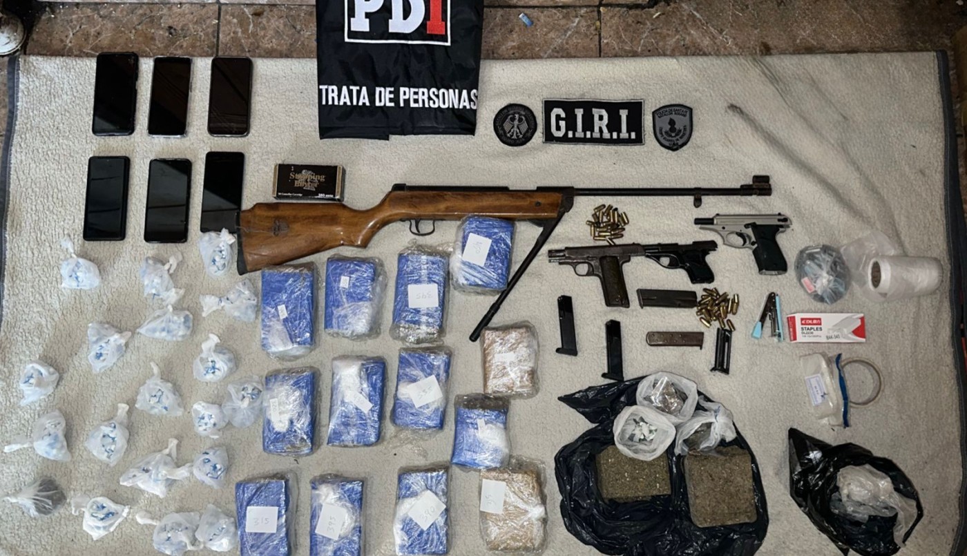 Golpe de la PDI en Rosario: secuestran más de 6 kilos de marihuana y más de 200 gramos de cocaína | Rosario y la región