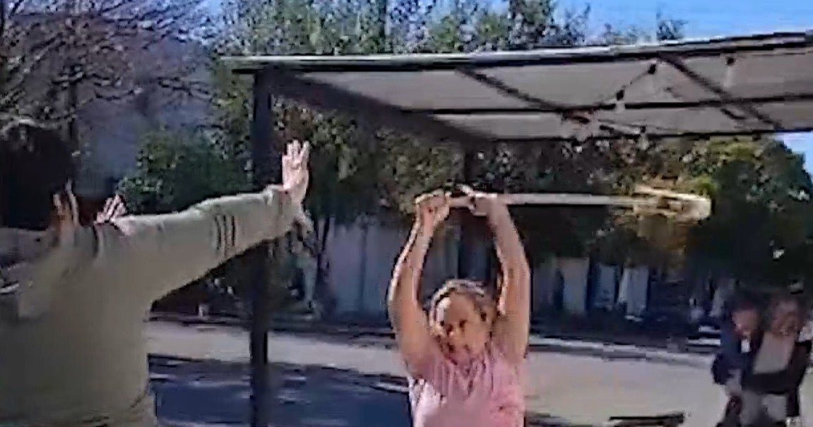 Una mujer sufrió una agresión brutal en la puerta de su casa | Rosario y la región