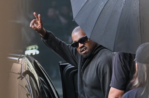 Reino Unido prohíbe la entrada a Kanye West tras comentarios antisemitas y cancela su participación en el Wireless Festival | Espectáculos