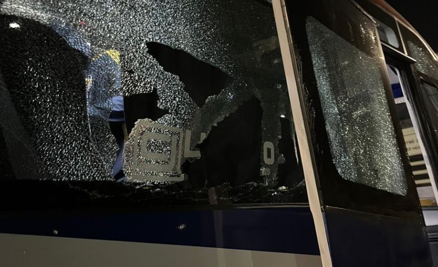 Violencia en Chile: atacaron a piedrazos colectivos con hinchas de Boca tras la Copa Libertadores | Deportes