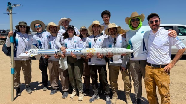 Un cohete creado por estudiantes argentinos intentará superar la velocidad del sonido | Información General