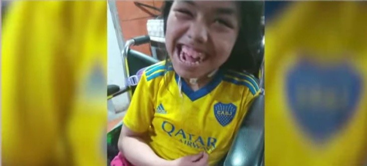 Estefania, una nena de 12 años, necesita urgente una silla postural | Rosario y la región