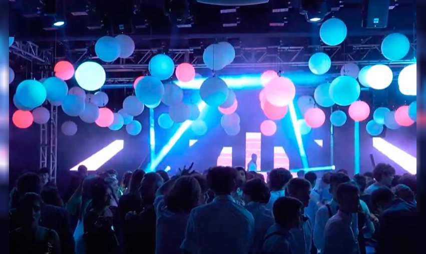 Buscan a madre acusada de estafar $17 millones destinados a la fiesta de egresados de su hija | Información General