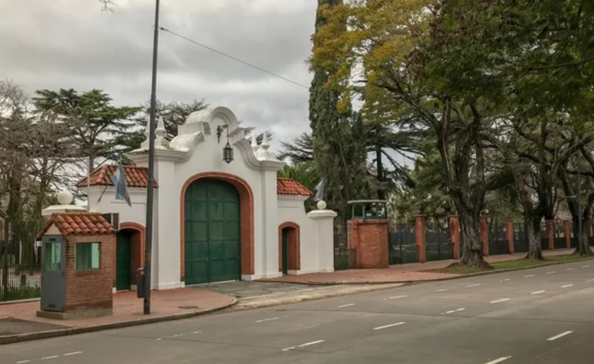 Hallan muerto a un soldado de 21 años en la Quinta de Olivos | Información General