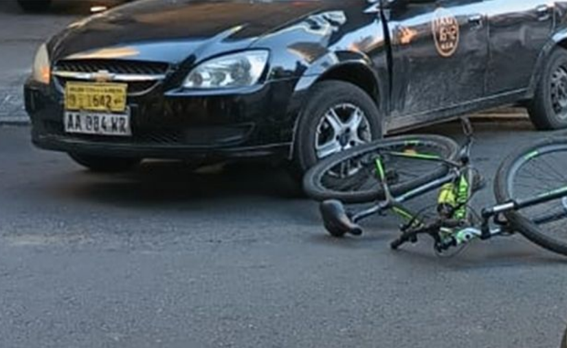 Un joven resultó herido tras ser atropellado por un taxi en Pellegrini e Italia | Rosario y la región