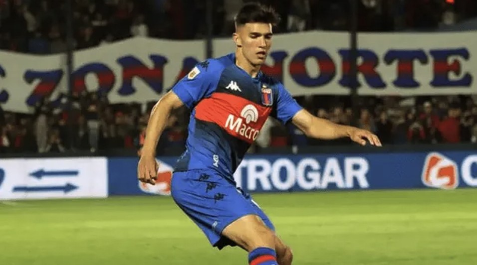 Newell's busca reforzar la defensa: Martín Ortega, el lateral derecho que está en carpeta | Deportes