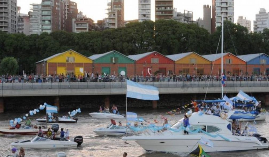 Rosario revive su tradicional caravana náutica después de casi una década | Rosario y la región