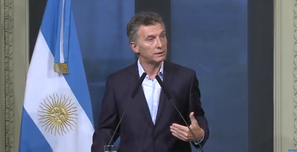 Macri aseguró que por este año se terminó la suba de precios en los combustibles | Información General