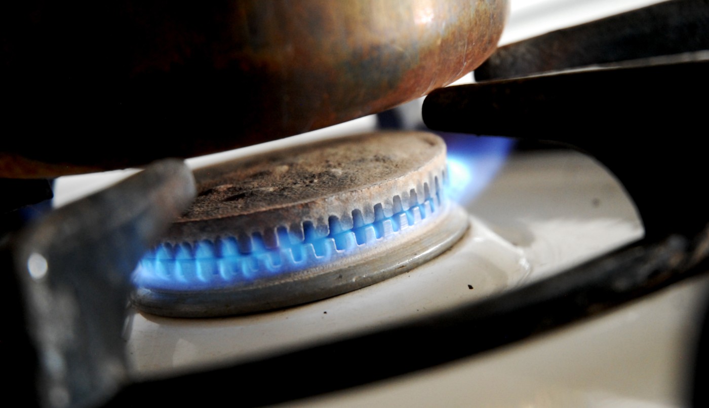 Aranguren pidió a las industrias reducir a cero el consumo de gas para asegurar el suministro en los hogares | Información General