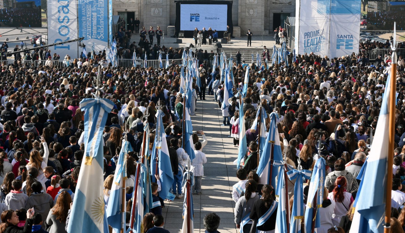 Lifschitz tomó la promesa de lealtad a 15 mil niños y niñas de toda la provincia | Información General